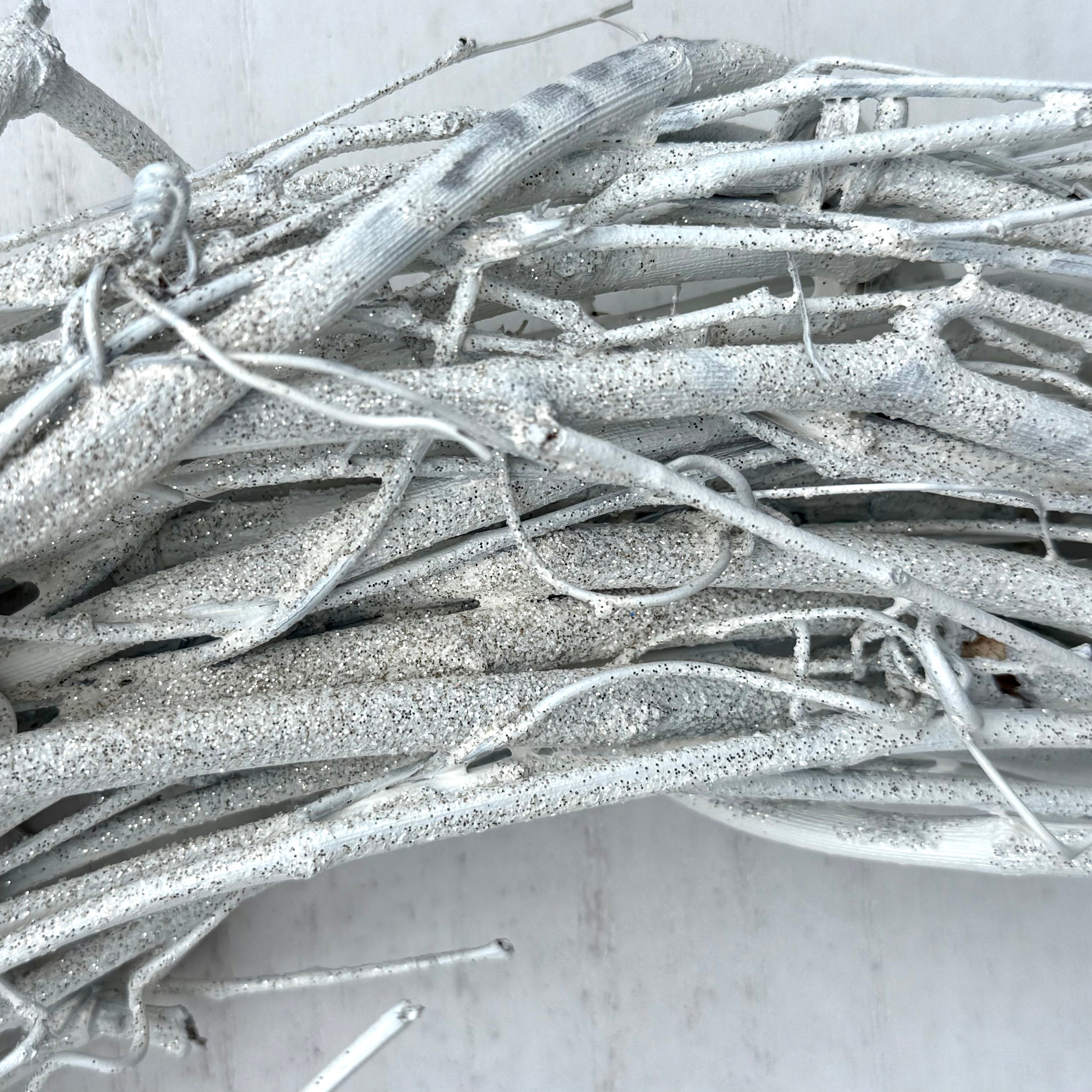 18″ Natural Grapevine Wreath – American Wreaths - Starlight White GLITTER