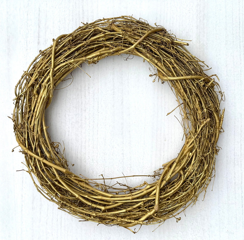 18″ Natural Grapevine Wreath – American Wreaths - Gold