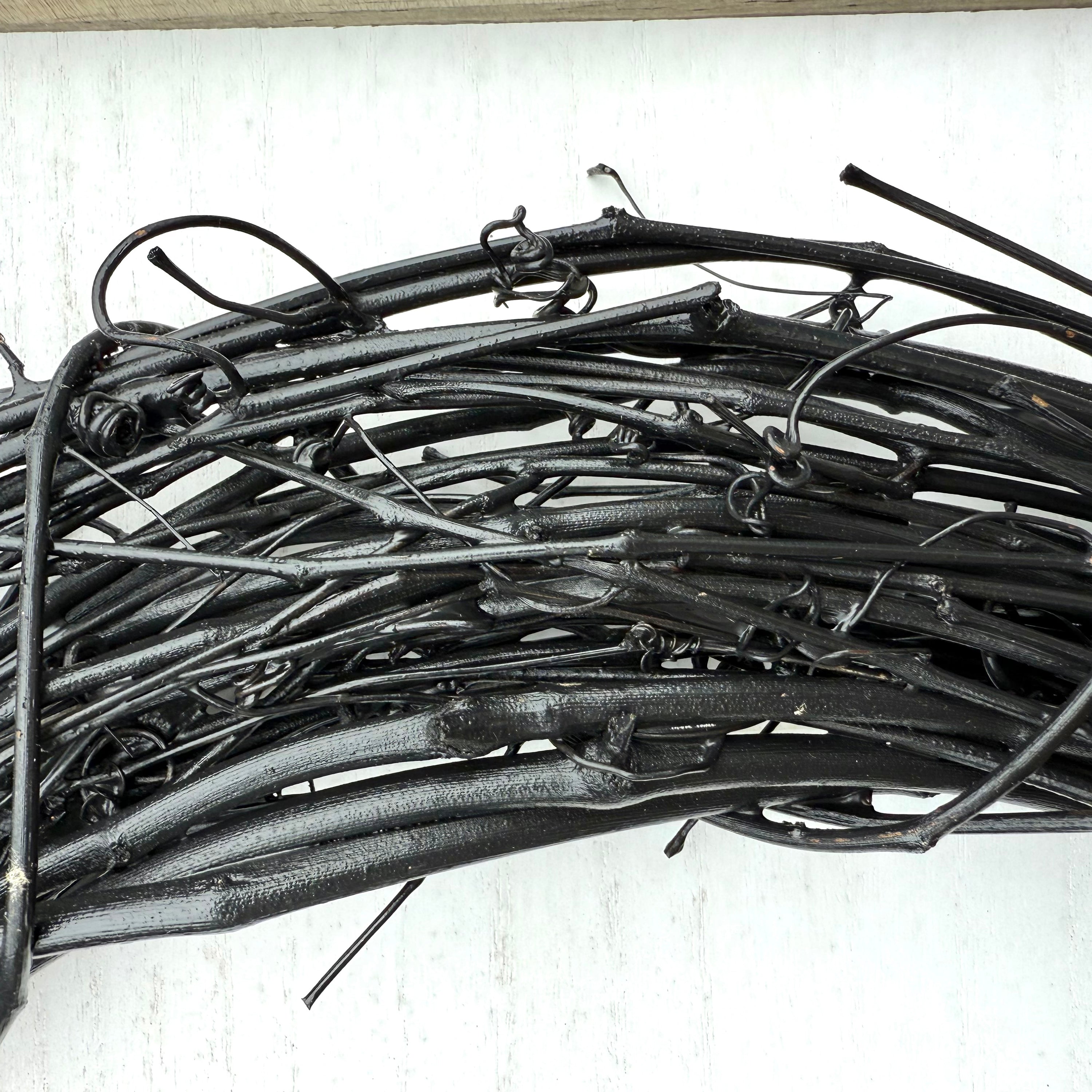 18″ Natural Grapevine Wreath – American Wreaths - Black