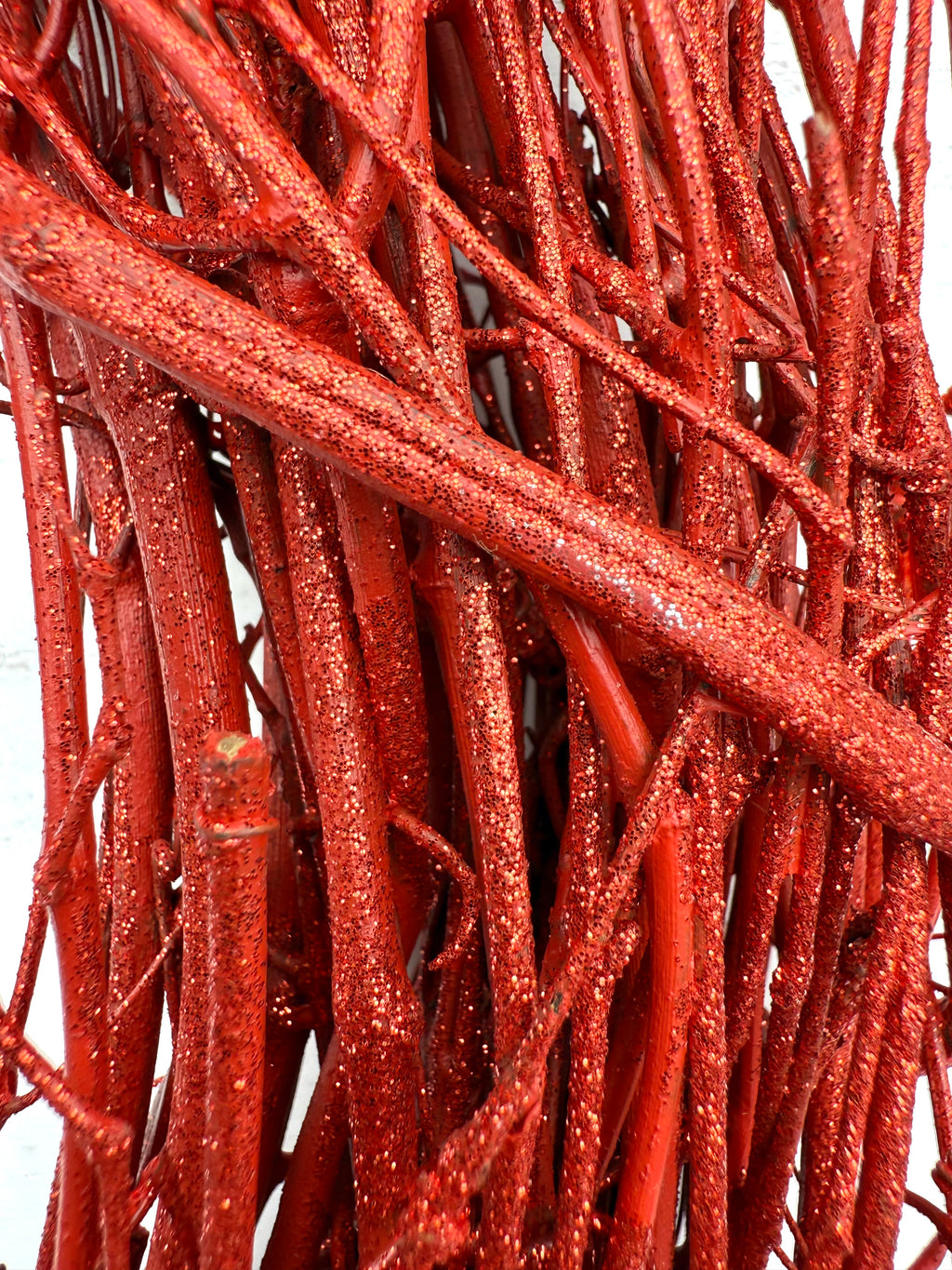 18″ Natural Grapevine Wreath – American Wreaths - Red GLITTER