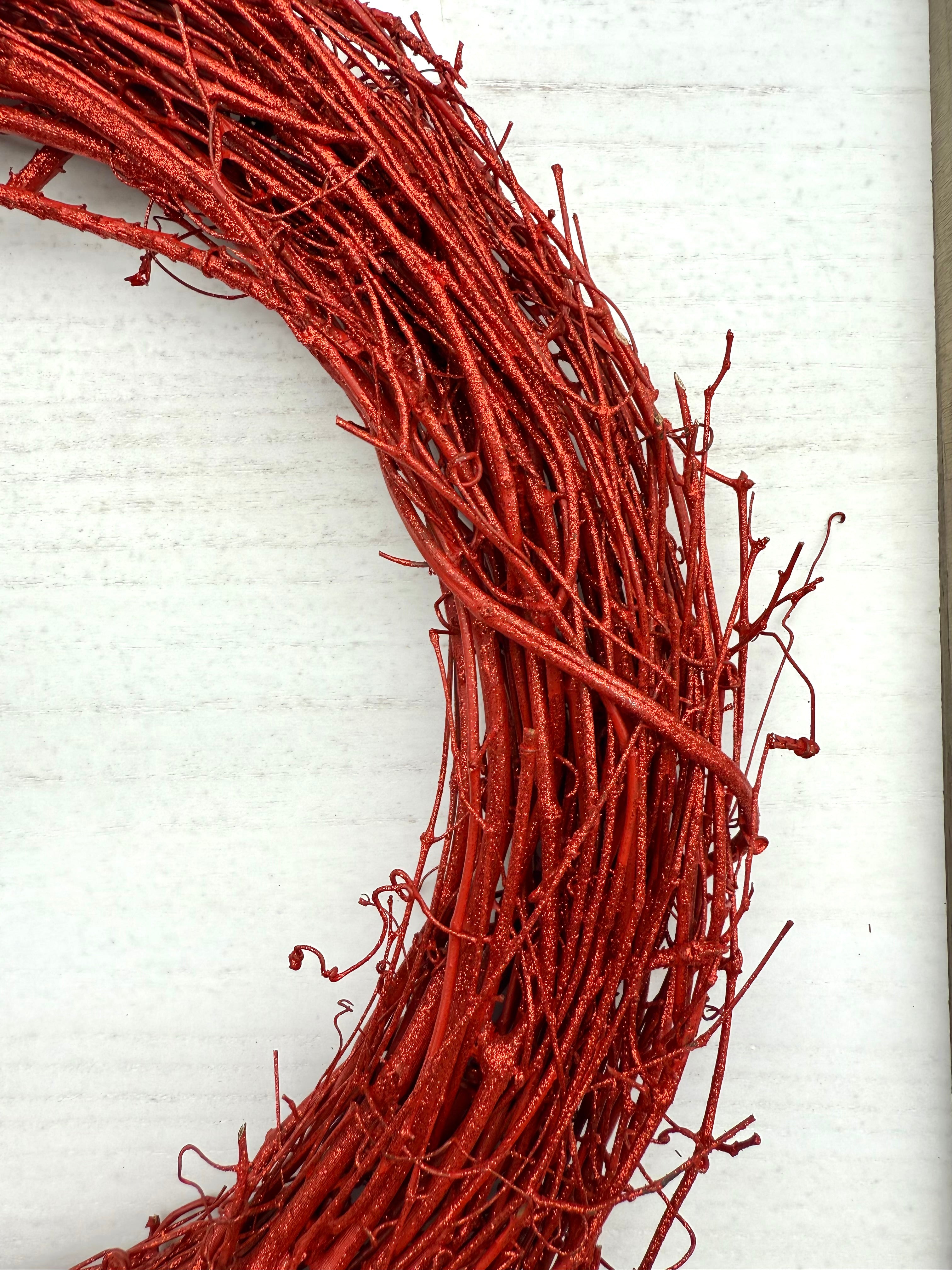 18″ Natural Grapevine Wreath – American Wreaths - Red GLITTER